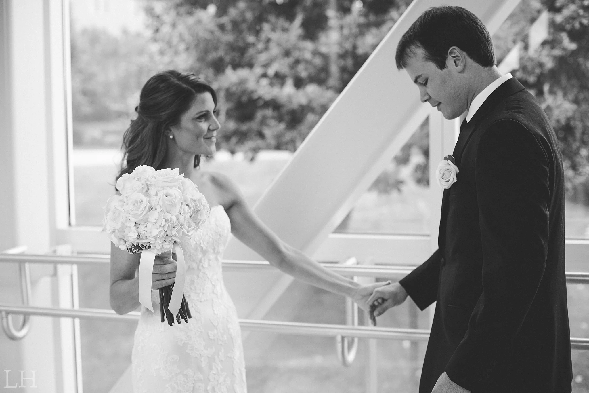 HistoricHotelRoanokeWedding121.jpg