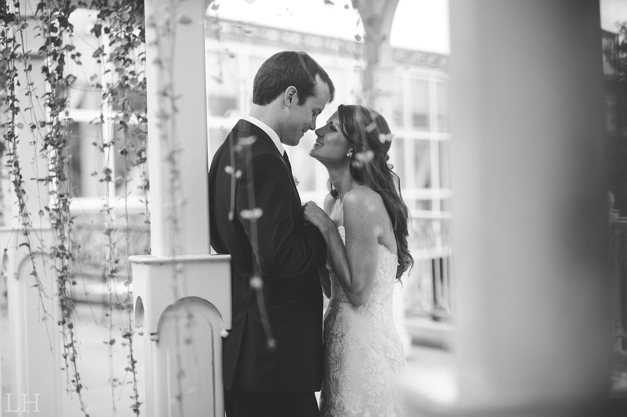 HistoricHotelRoanokeWedding189.jpg