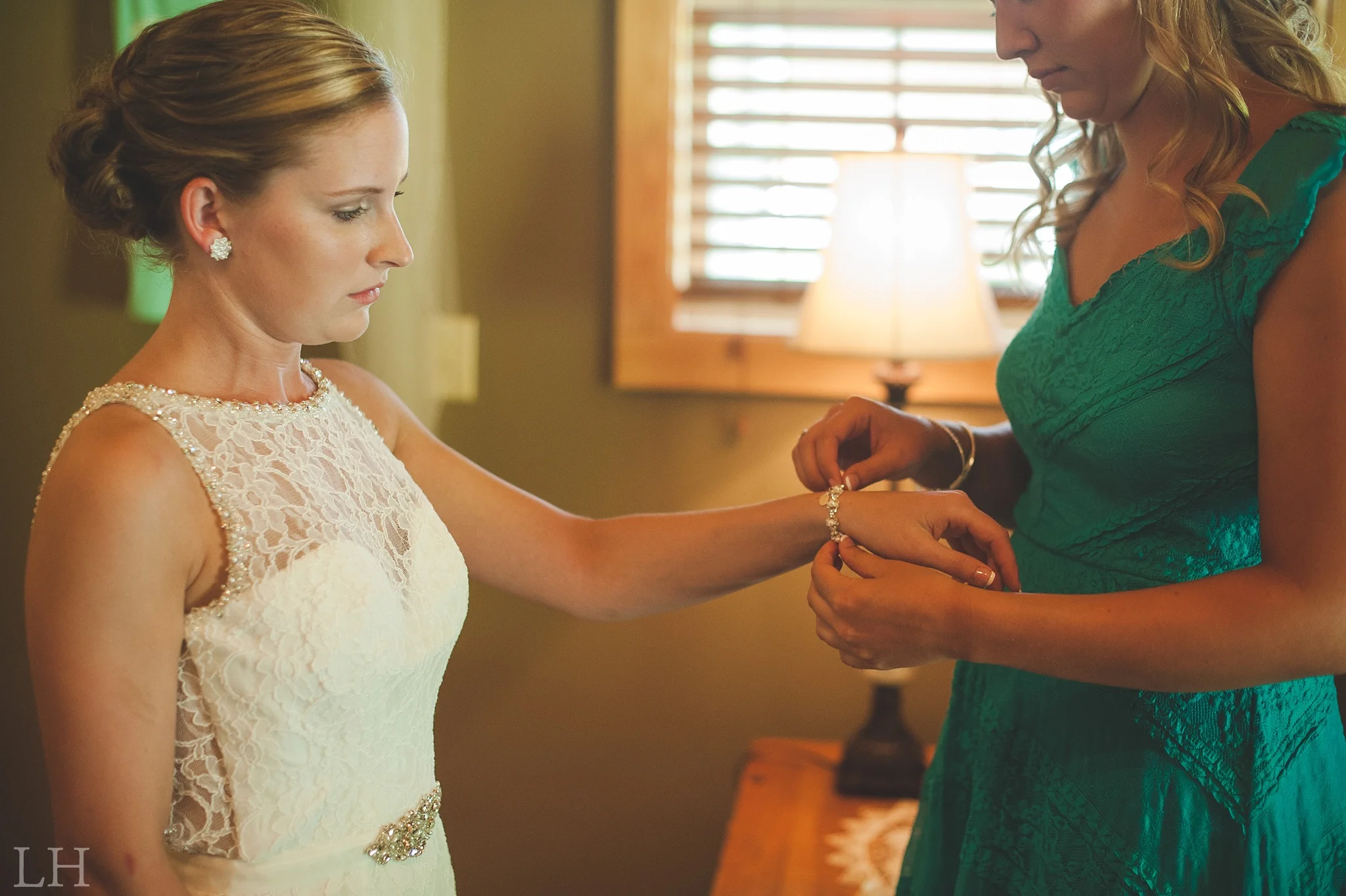 DiamondVFarmsRusticBarnWedding113.jpg