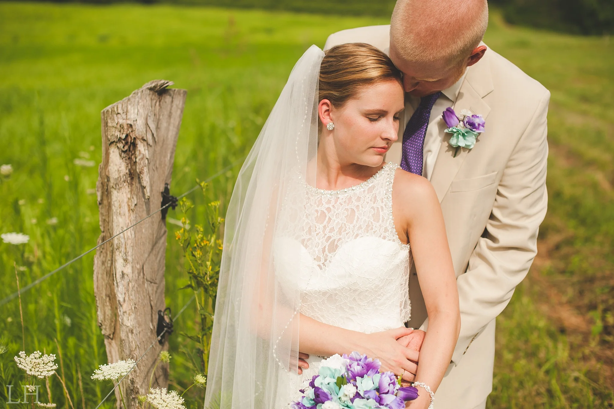 DiamondVFarmsRusticBarnWedding147.jpg