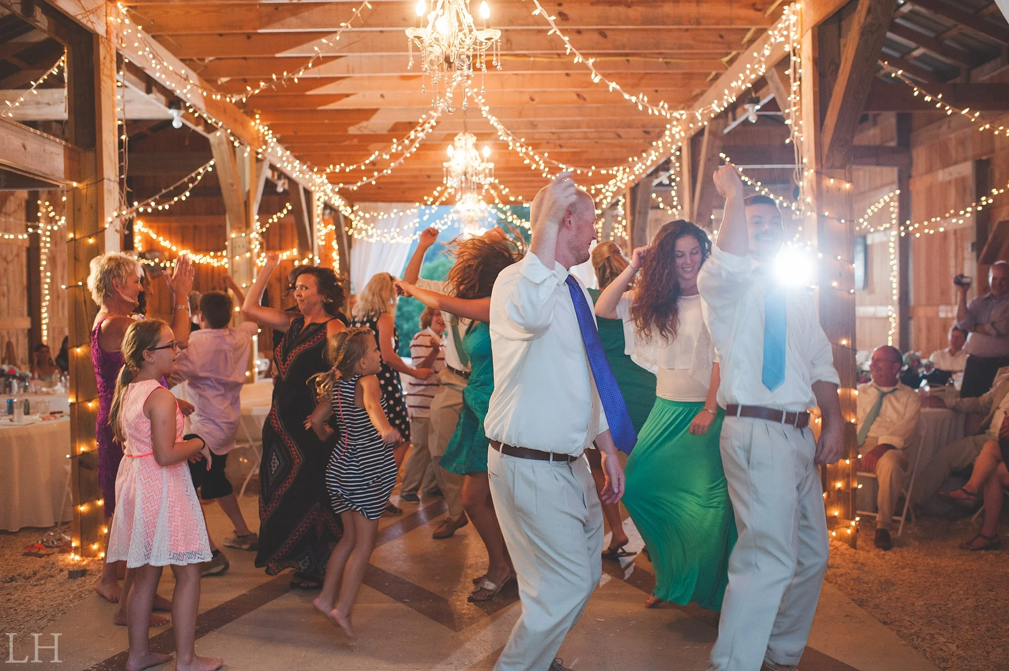 DiamondVFarmsRusticBarnWedding196.jpg