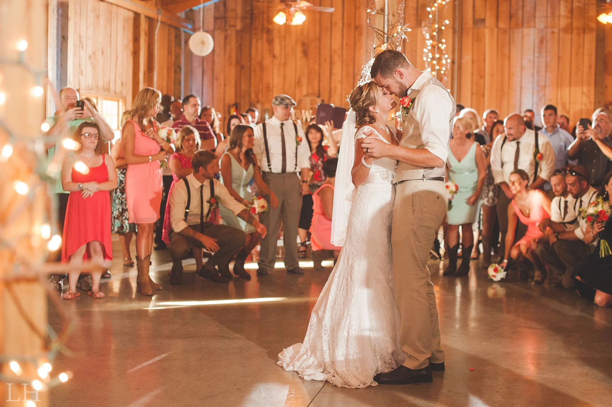 RusticBoxtreeLodgeWedding167.jpg