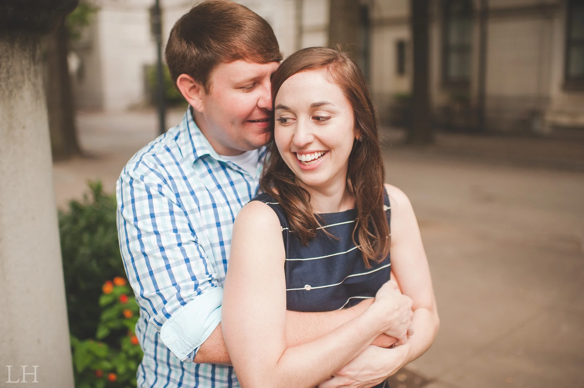 DowntownKnoxvilleEngagementSession106.jpg
