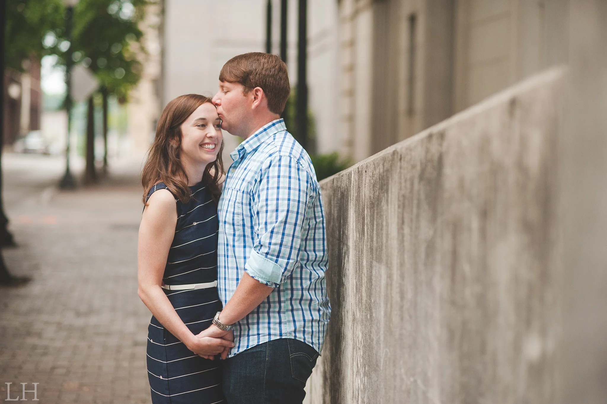 DowntownKnoxvilleEngagementSession113.jpg