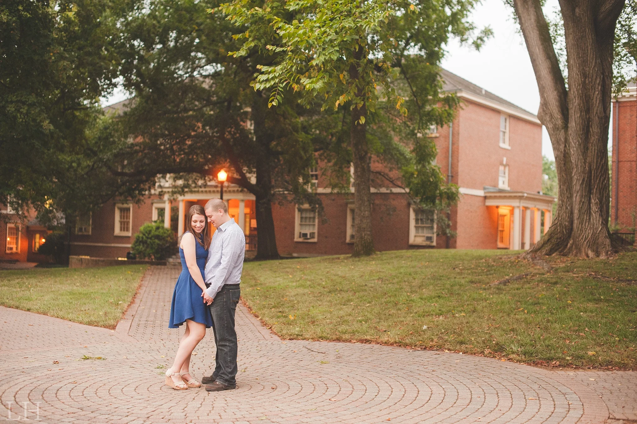 RoanokeCollegeEngagementSession121.jpg