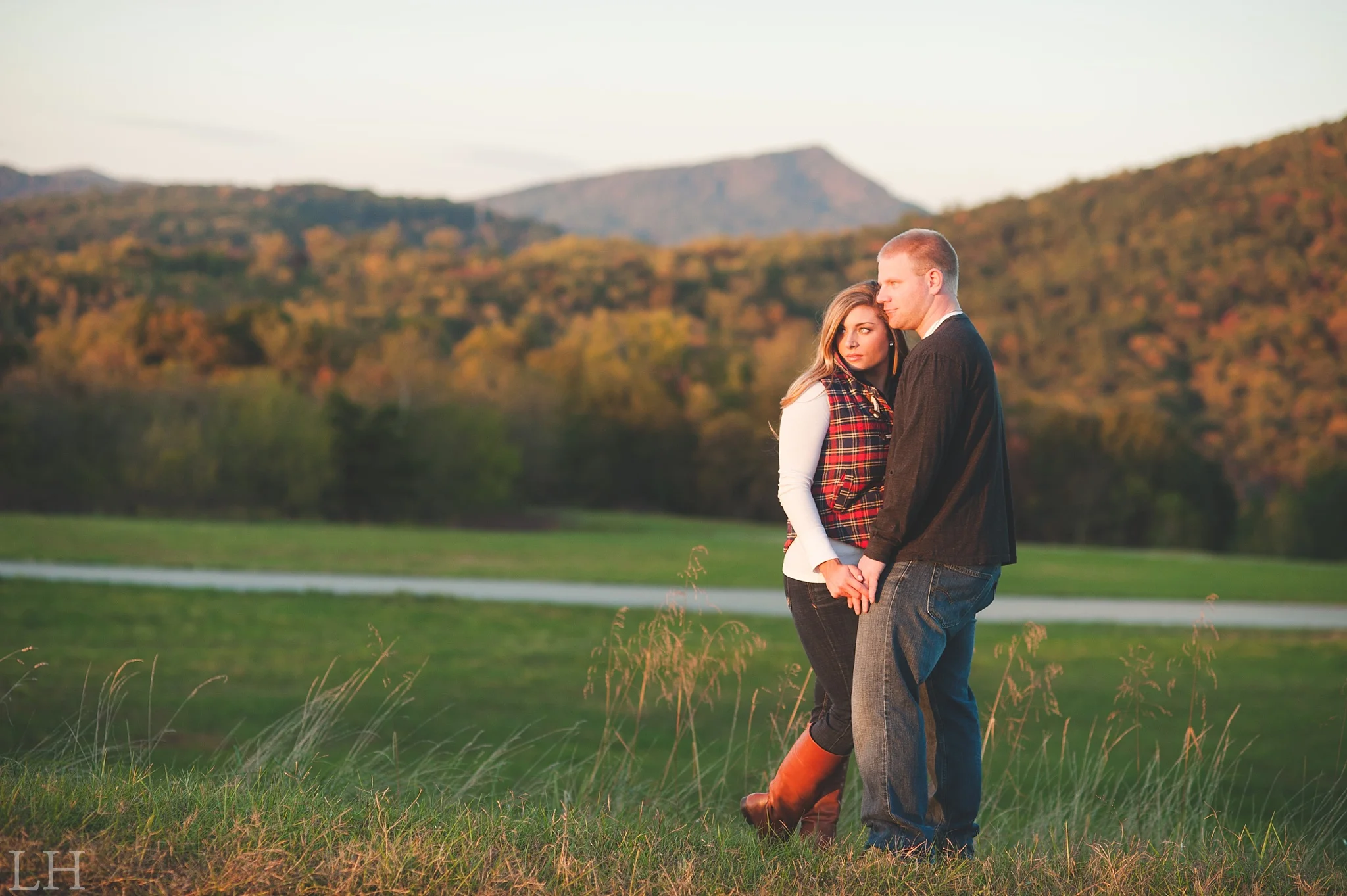 Roanoke VA Engagement Photographer