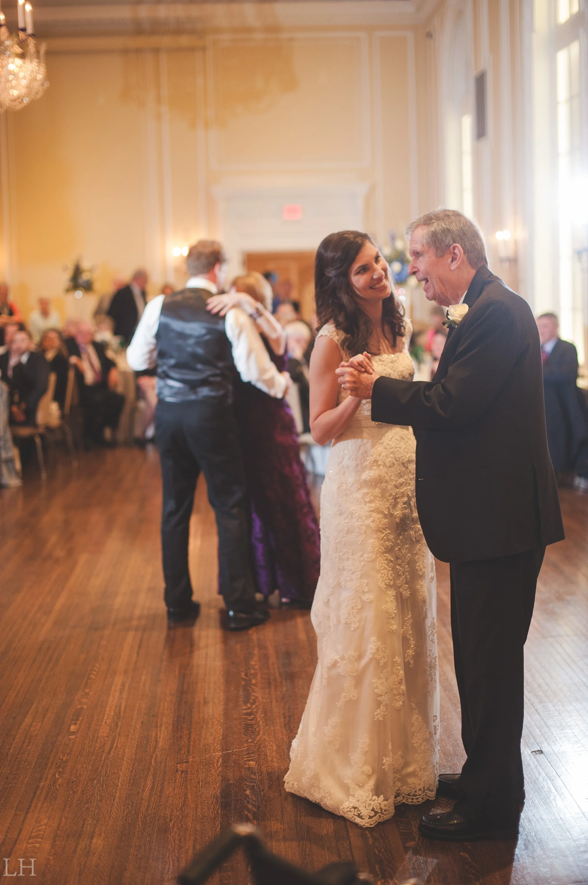 Historic Patrick Henry Hotel Wedding