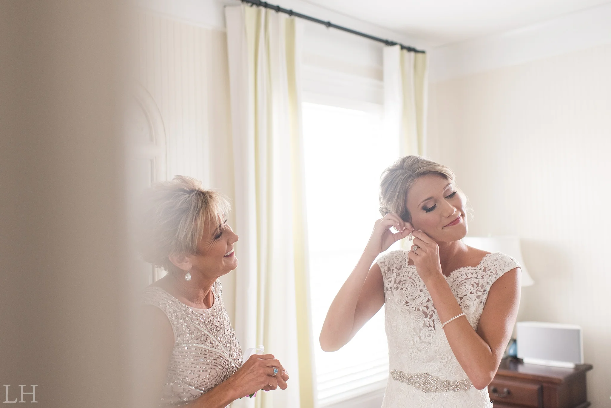 Virginia Wedding Photographer at The Trivium Estate