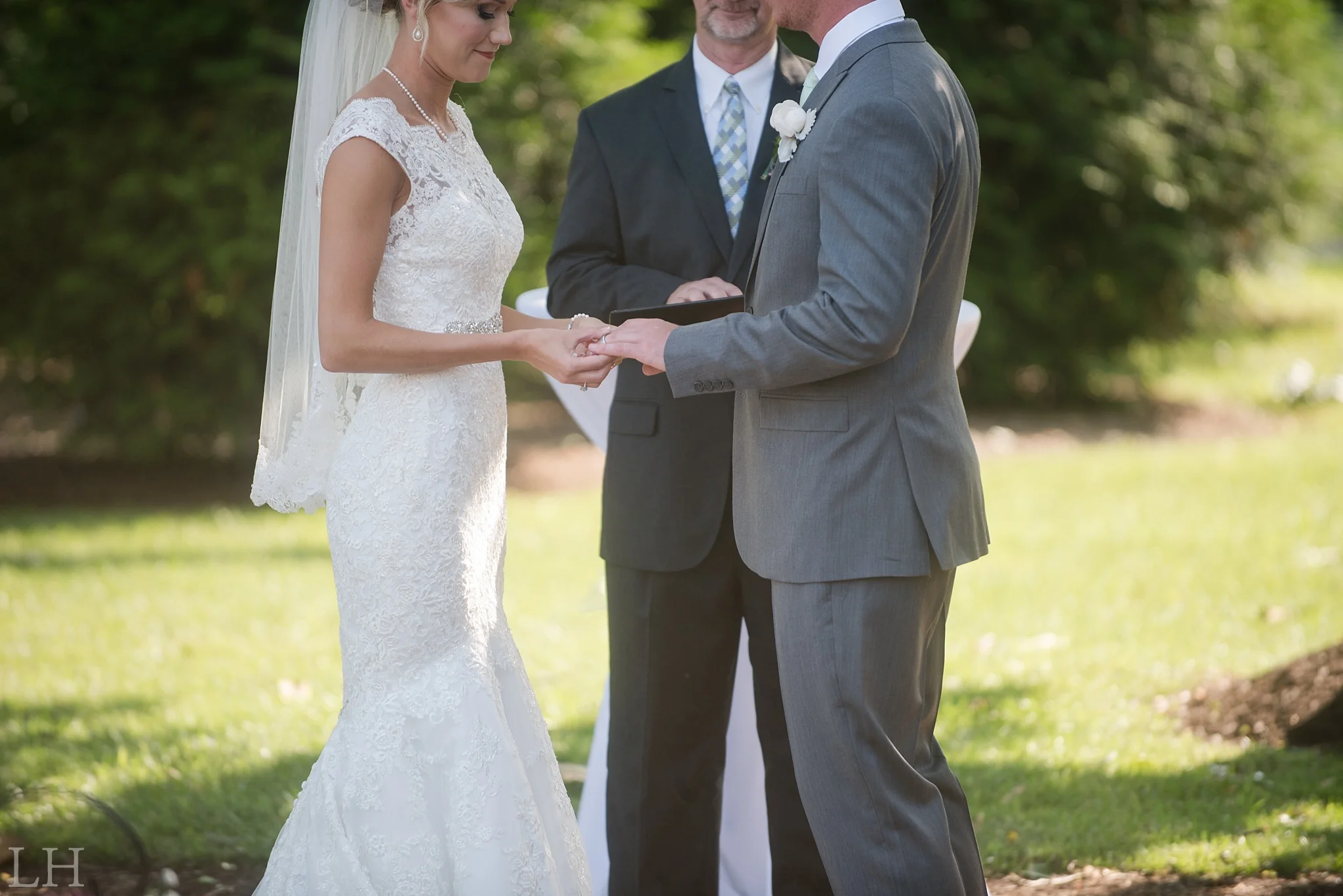 Virginia Wedding Photographer at The Trivium Estate