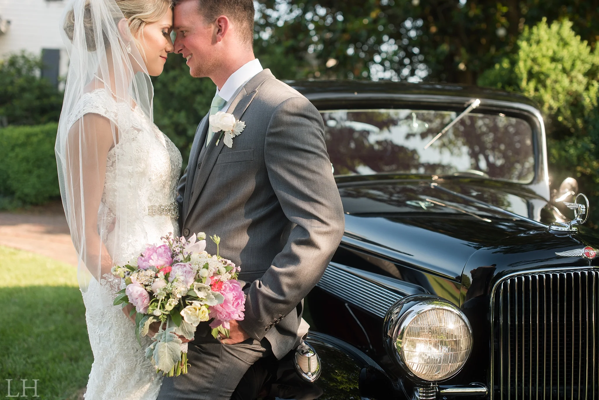 Virginia Wedding Photographer at The Trivium Estate