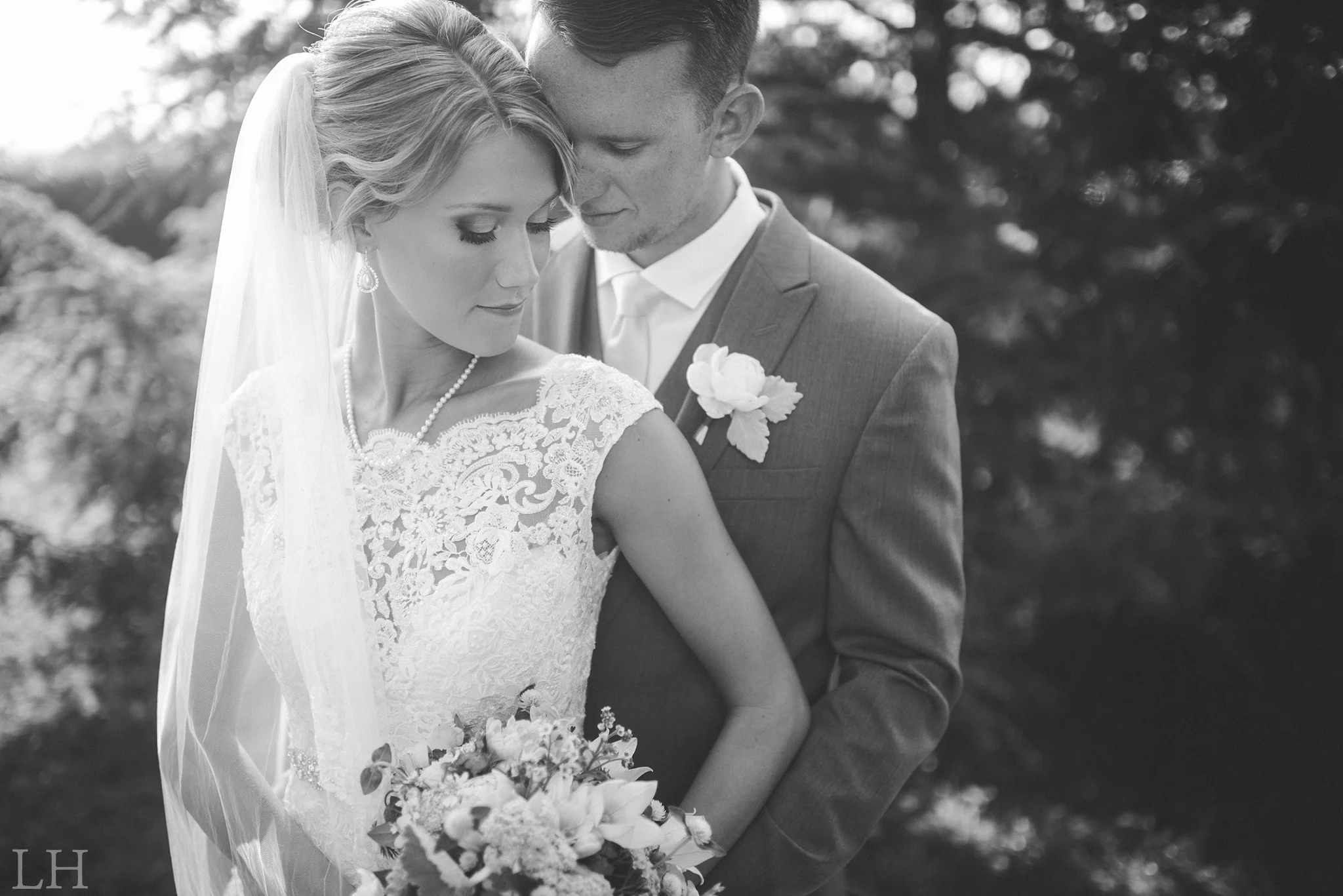 Virginia Wedding Photographer at The Trivium Estate