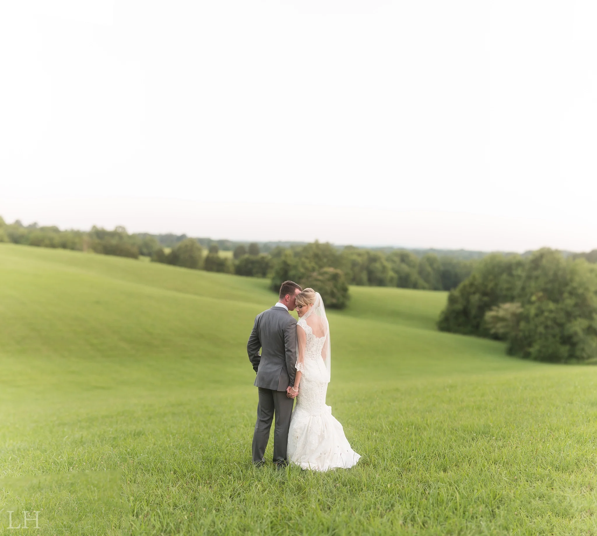 Virginia Wedding Photographer at The Trivium Estate