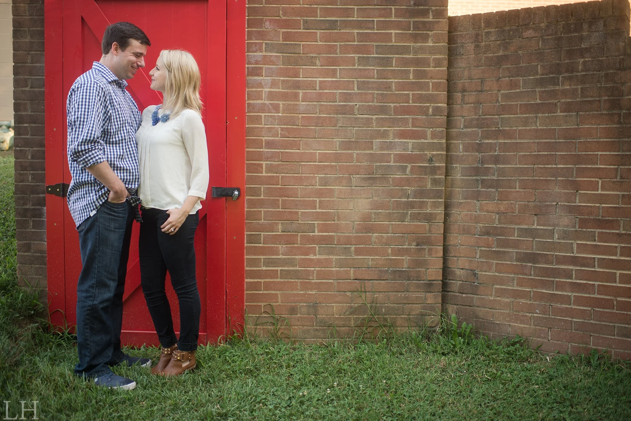 EmilyErinJonEngaged-199_Blog.jpg