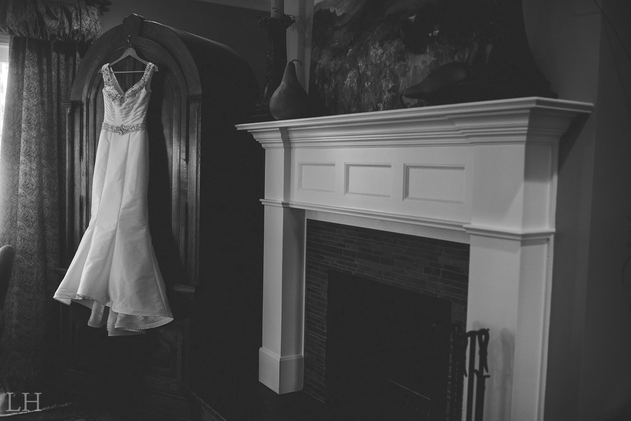 EmilyErinJonMarried_104_Blog.jpg