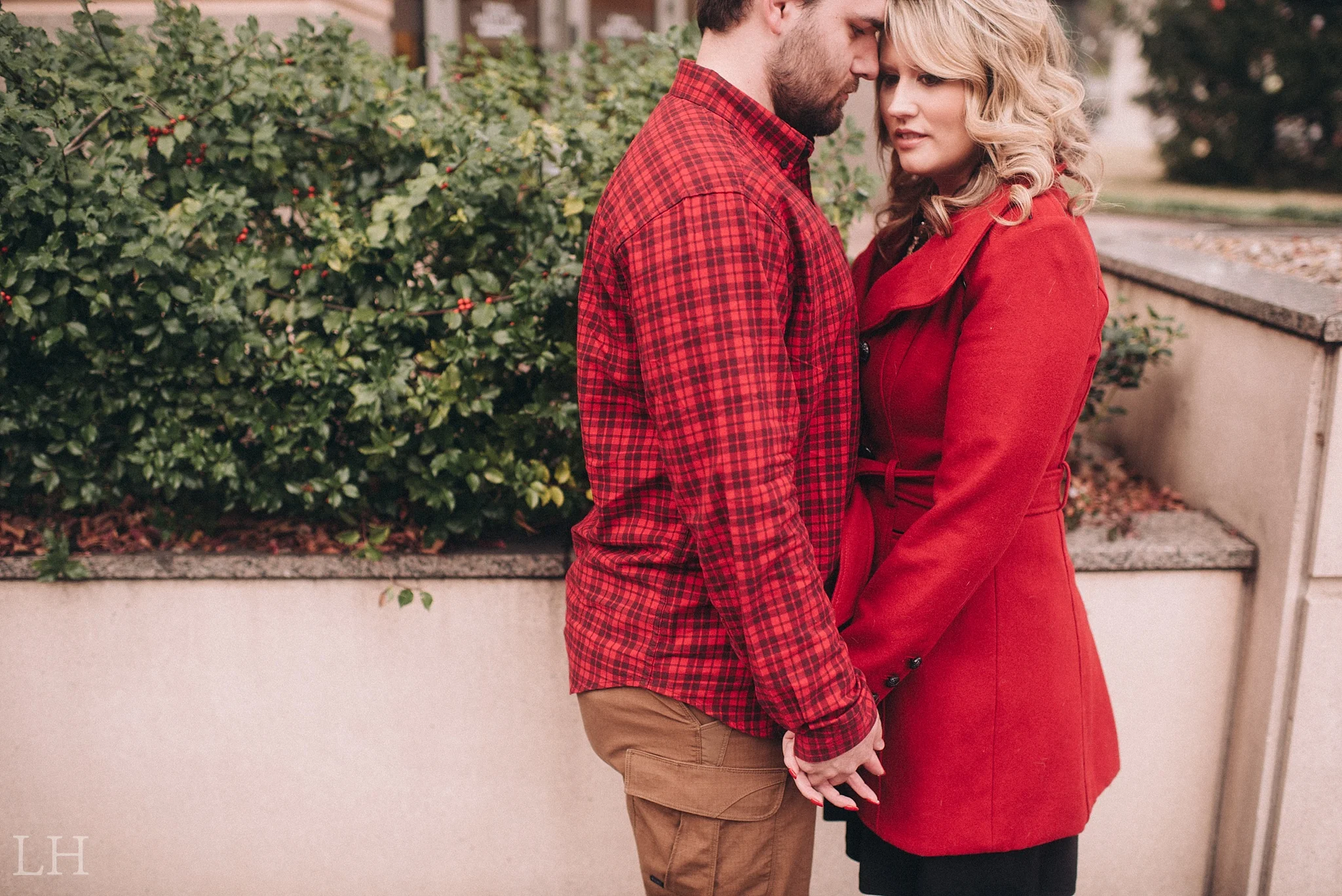 LeahNoahEngaged_106_Blog.jpg