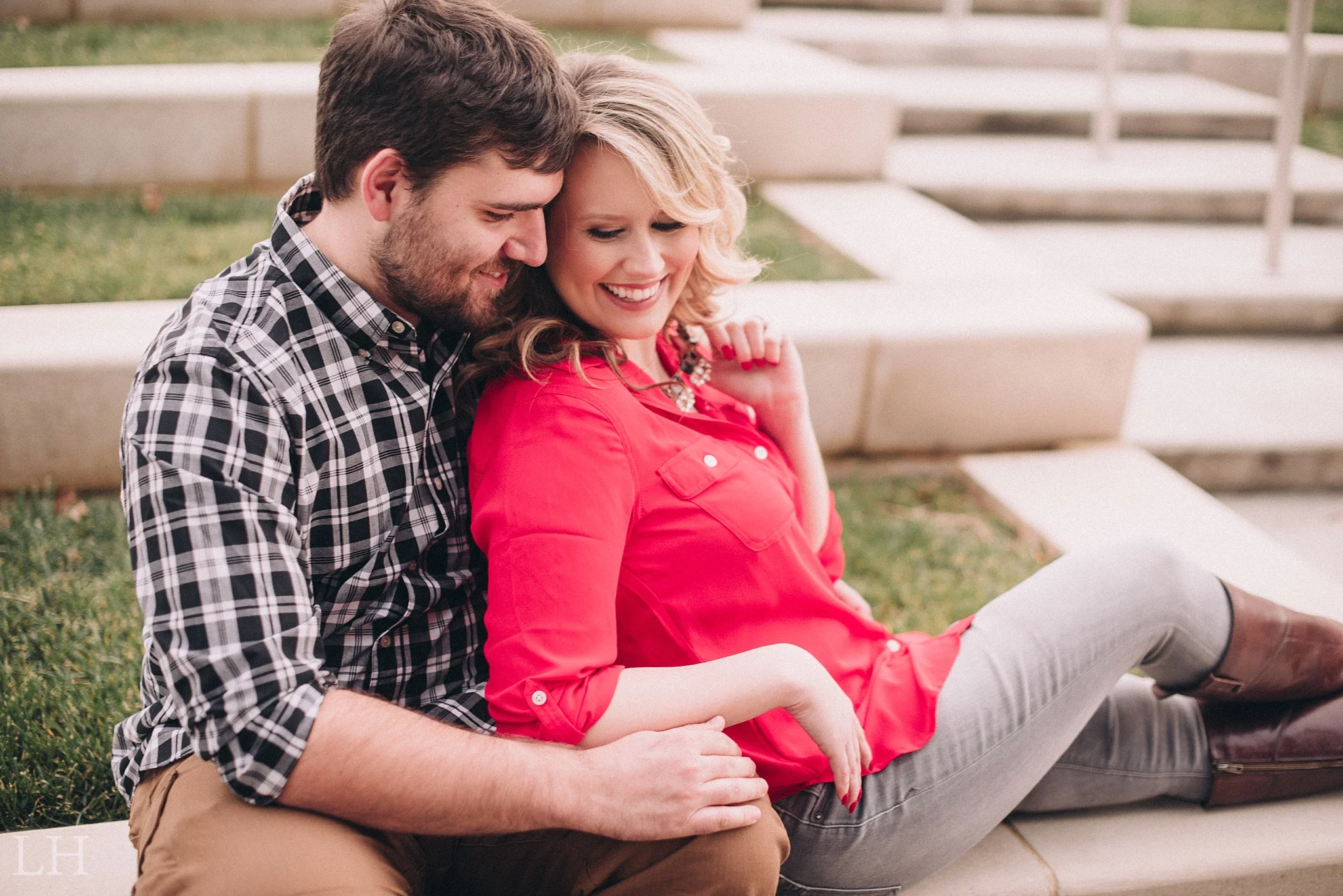 LeahNoahEngaged_131_Blog.jpg
