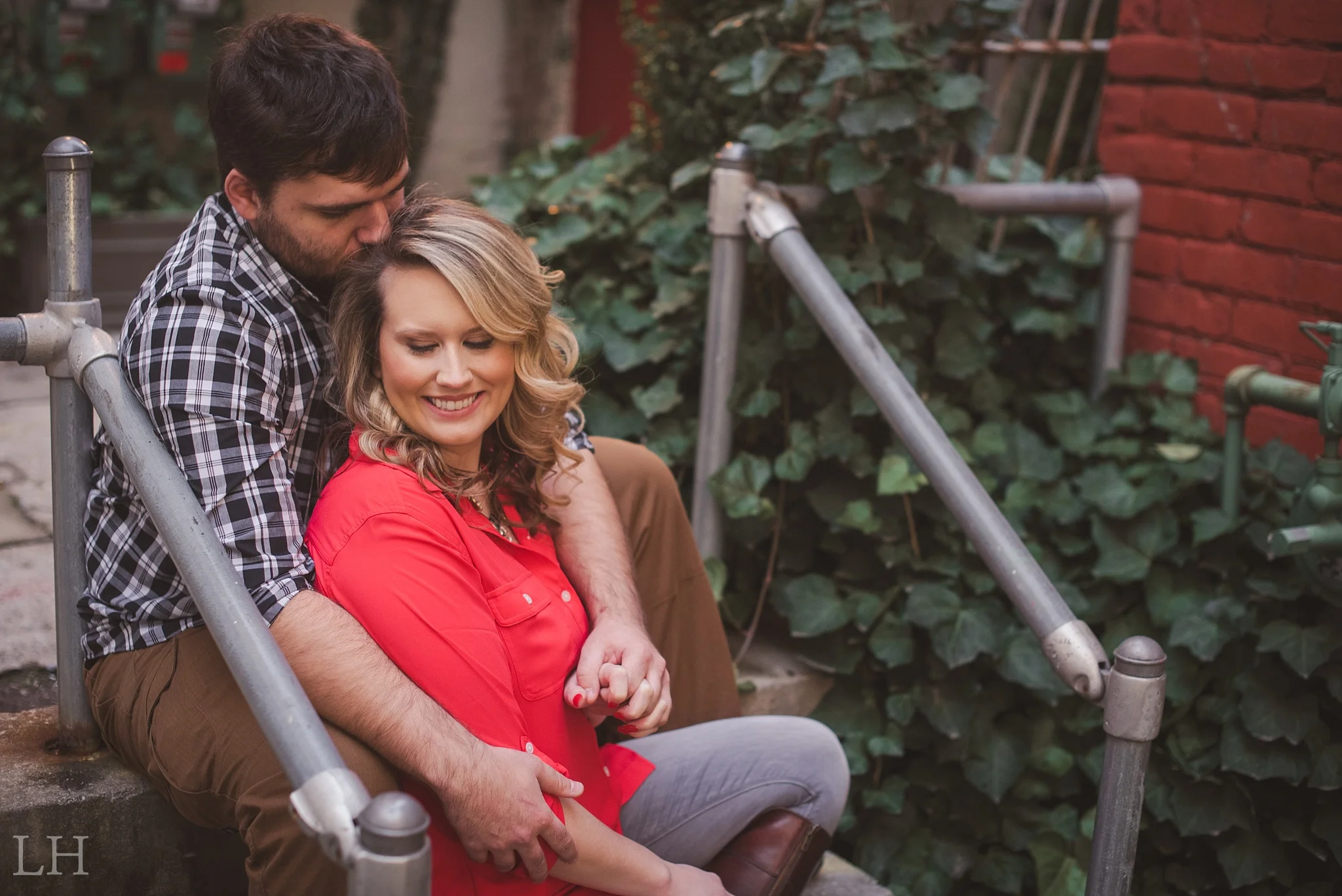 LeahNoahEngaged_142_Blog.jpg