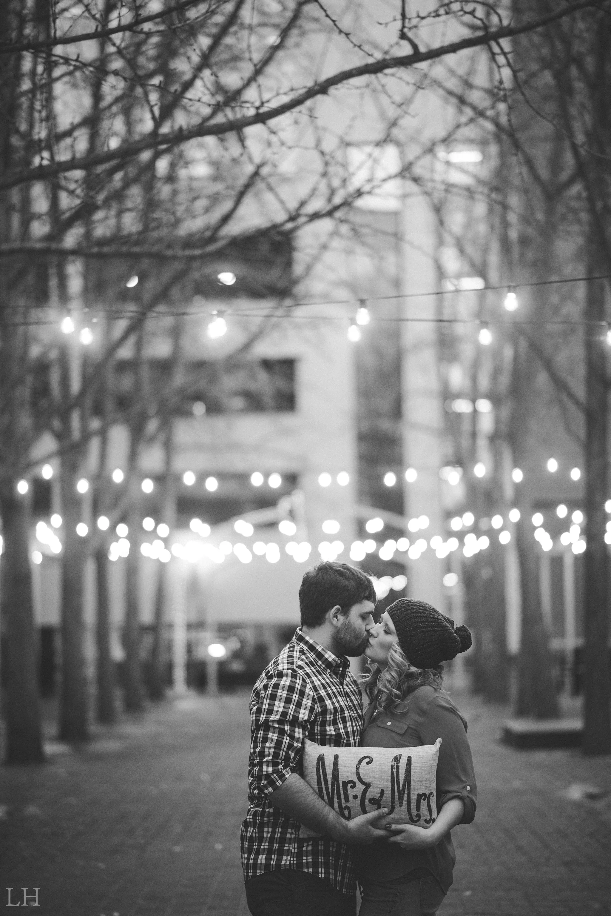 LeahNoahEngaged_152_Blog.jpg