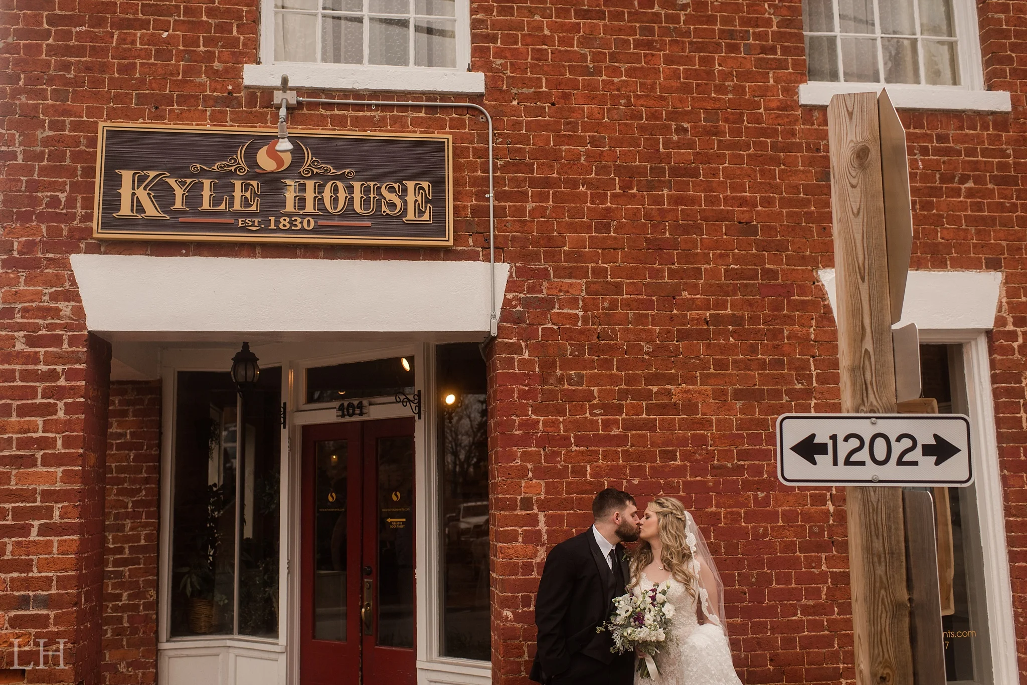 LeahNoahMarried_169_Blog.jpg