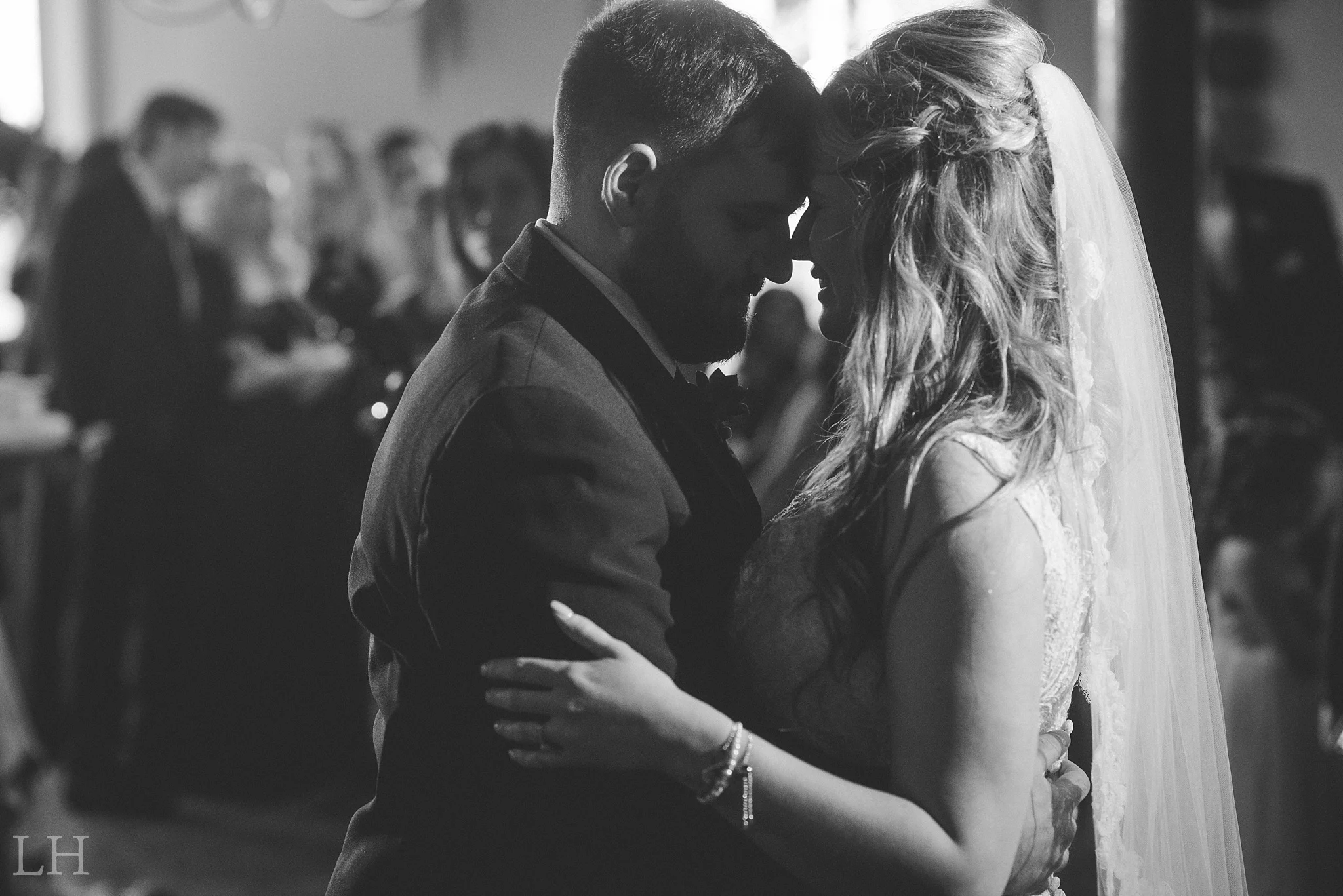 LeahNoahMarried_179_Blog.jpg