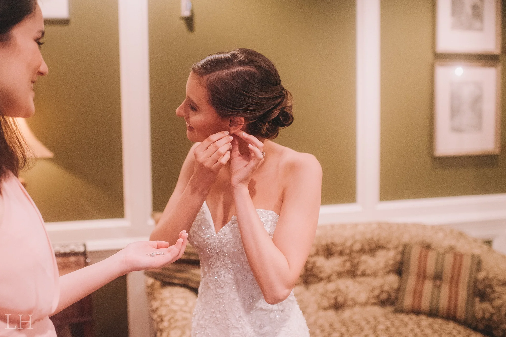 LauraGrantMarried_108_Blog.jpg