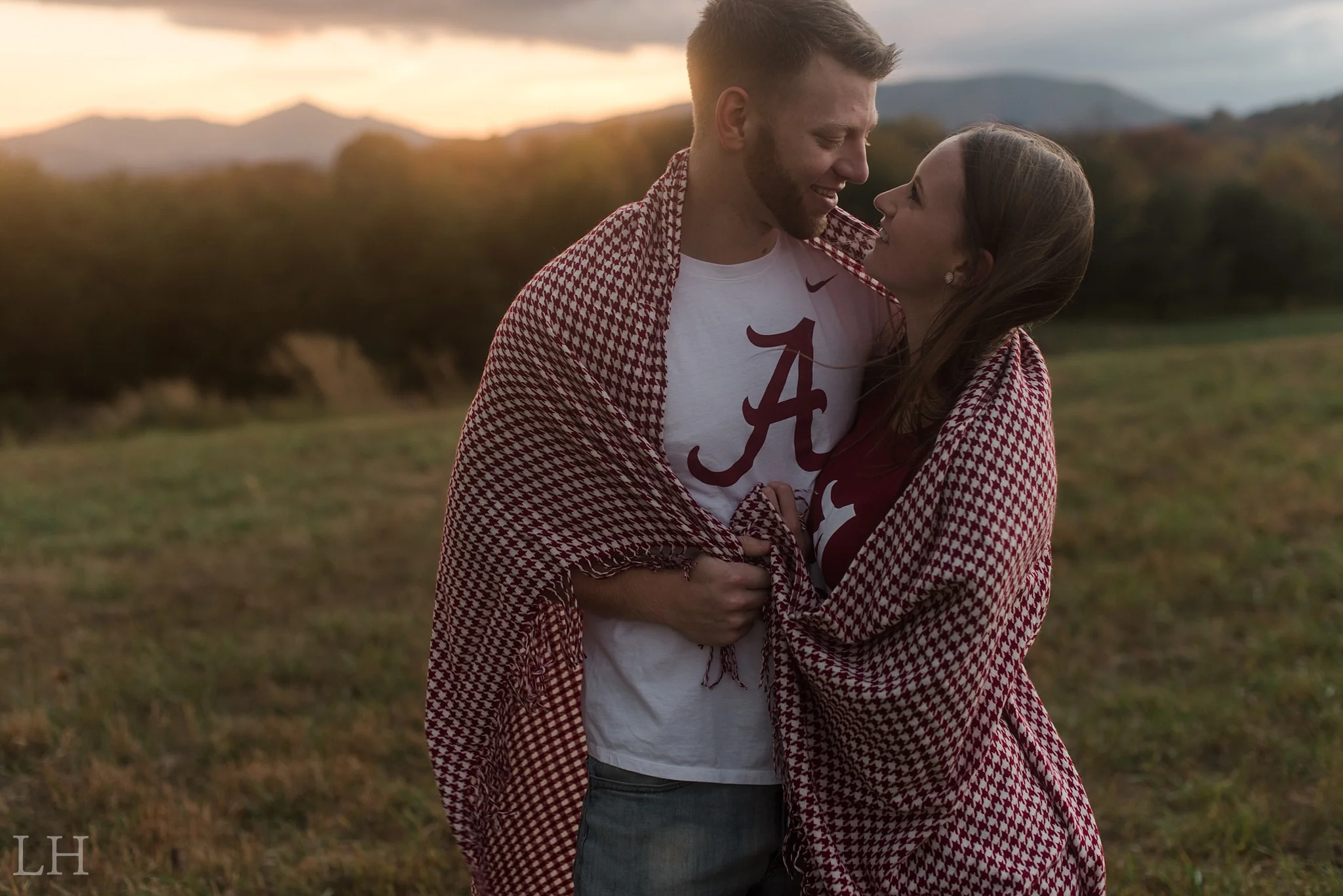 ElizabethDrewEngaged-249_Blog.jpg