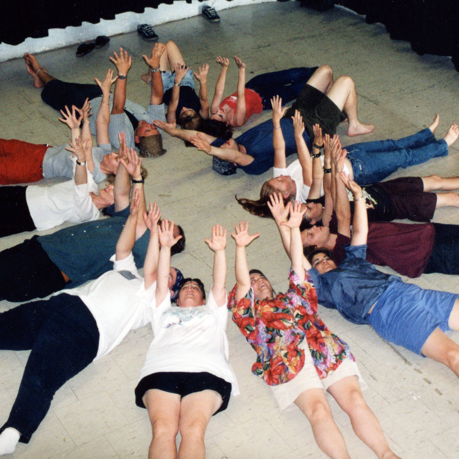circle.floor.DoorWays2001.jpg