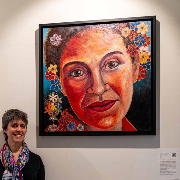 On now until June 4, 2024 . . .
.
Amanta Scott: Channah&rsquo;s Fire &mdash; an exhibition of encaustic paintings celebrating outstanding contemporary individuals at Holy Blossom Temple.
.
Today&rsquo;s feature:
Huldah &mdash; Impression of Rabbi Yae