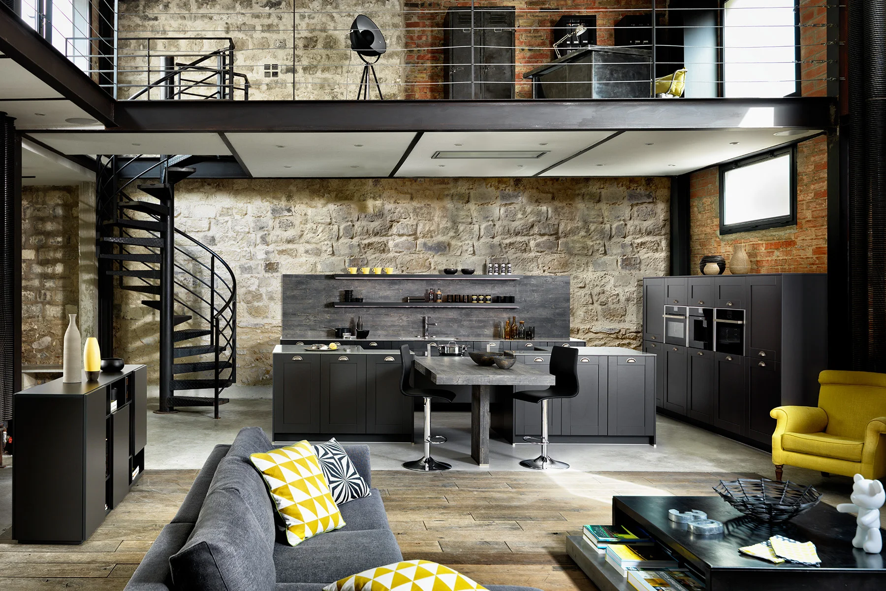 Photographe aménagement intérieur et mobilier. Paris . Strasbourg Prises de vues de cuisines, salles de bain et rangements. Recherche de lieux, photographie des décors naturels, photographie en studio et compositing. Illustration des catalogues Schmidt Groupe.