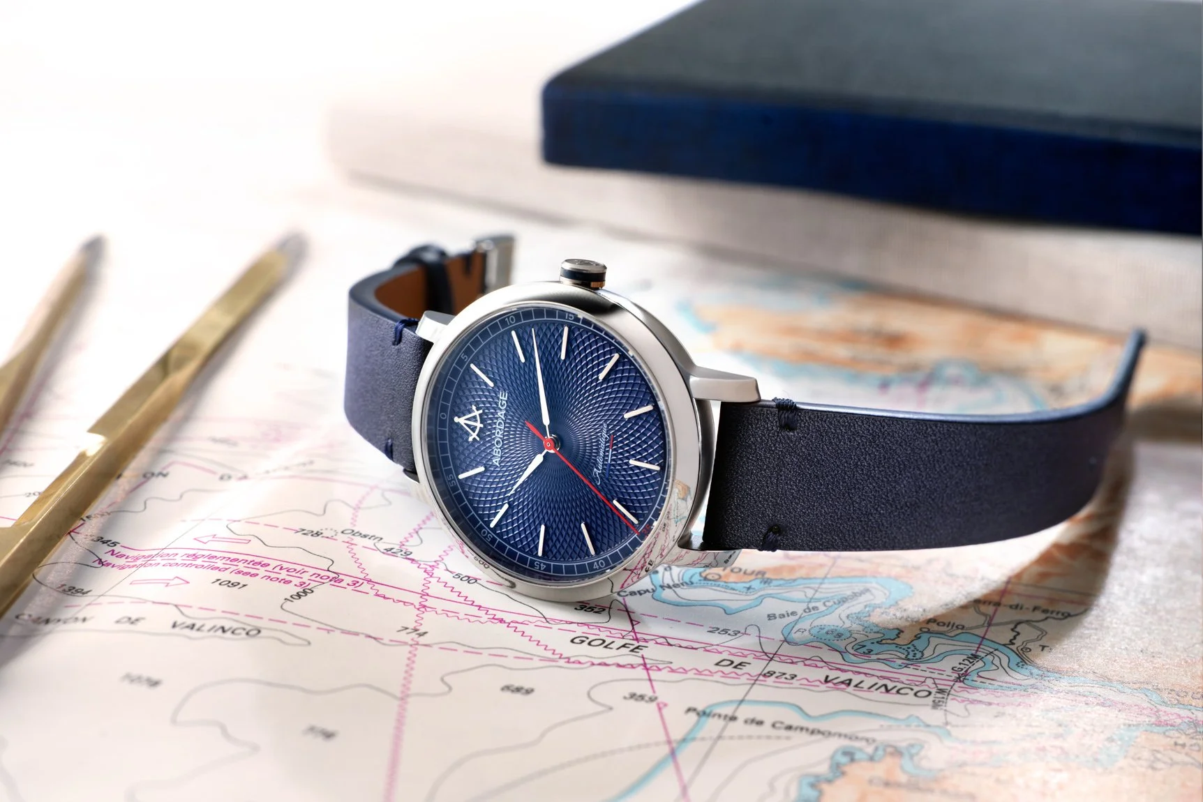 photographe-horlogerie-montre-studio-abordage-3.jpg