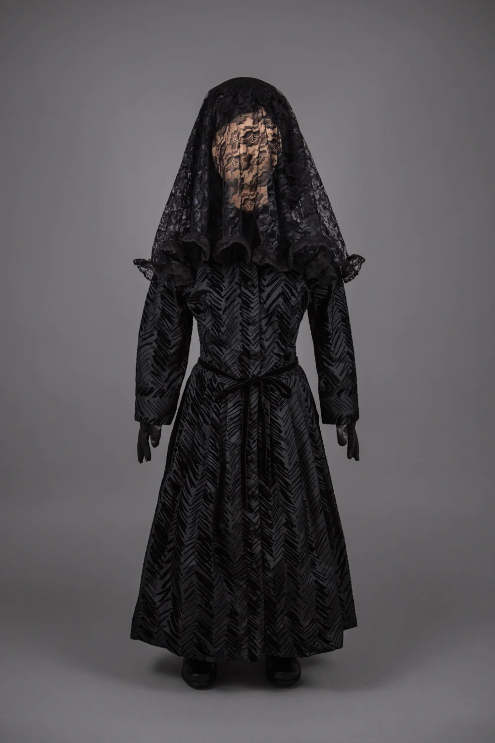 Mourning (2015)