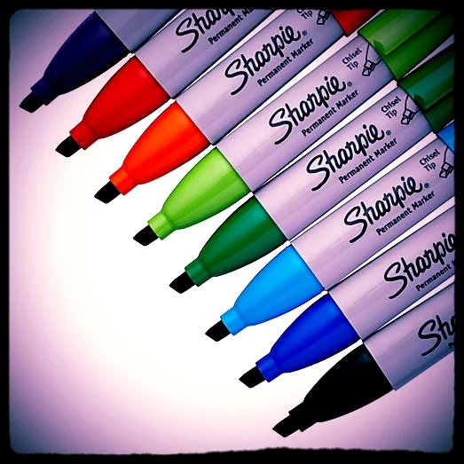 Sharpie chisel tip 8 pack.jpeg