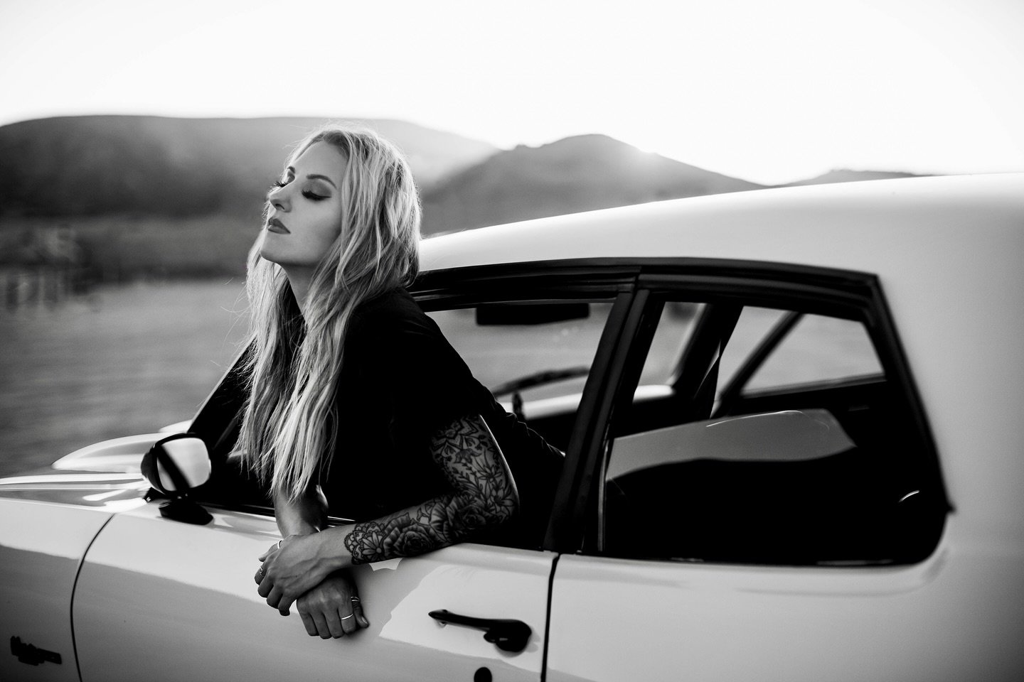Don&rsquo;t let the sound of your own wheels drive you crazy. 

Model: @meldozer