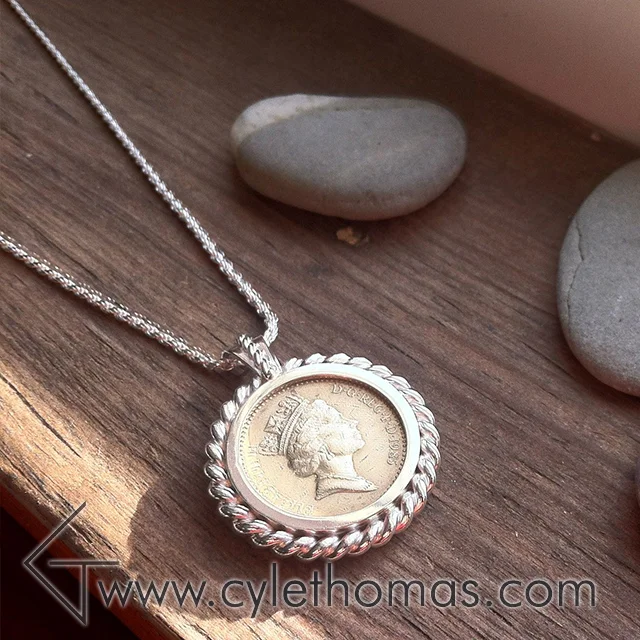 neck.coin.jpg
