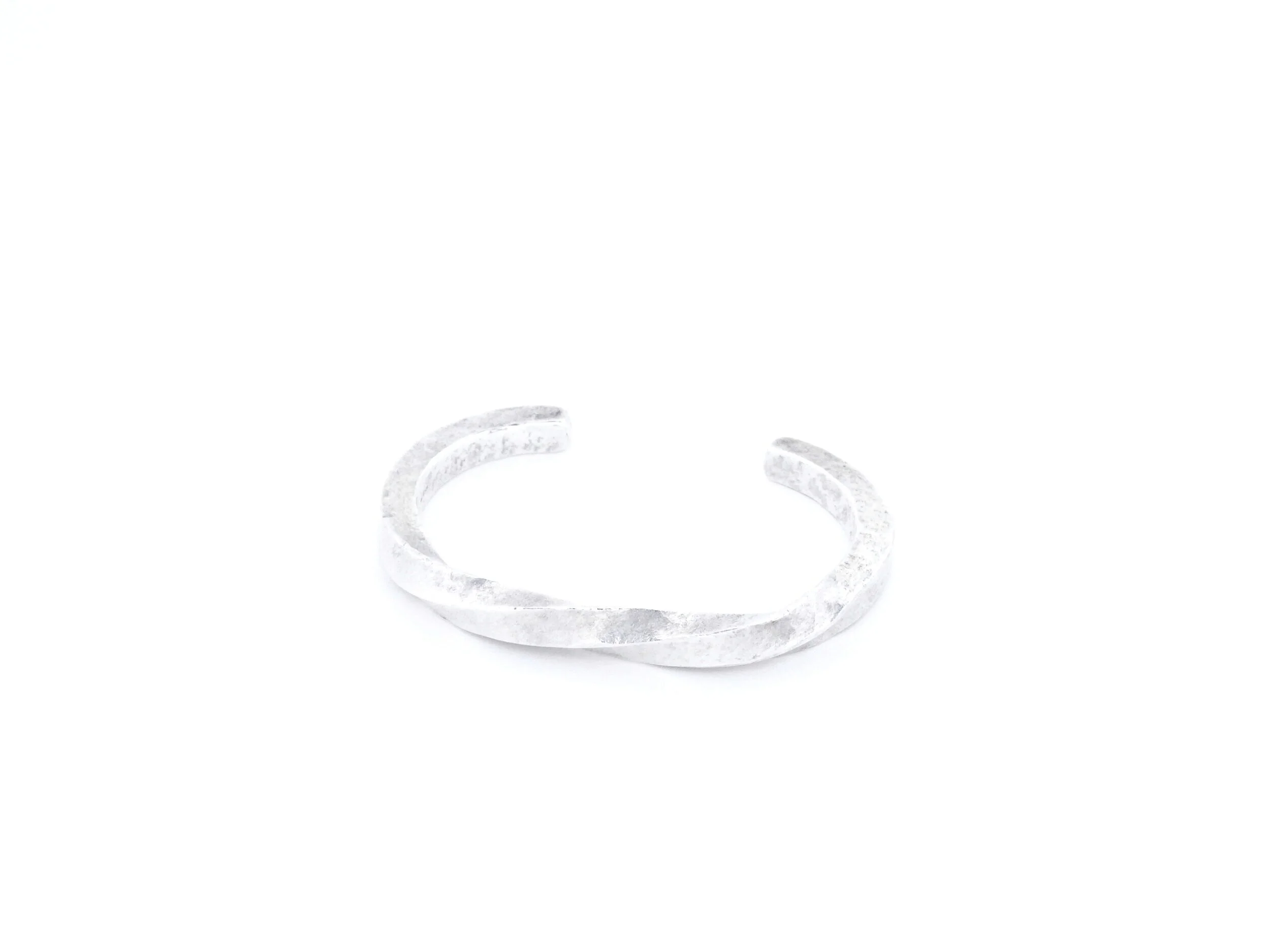 cuff.twist2.3.jpg