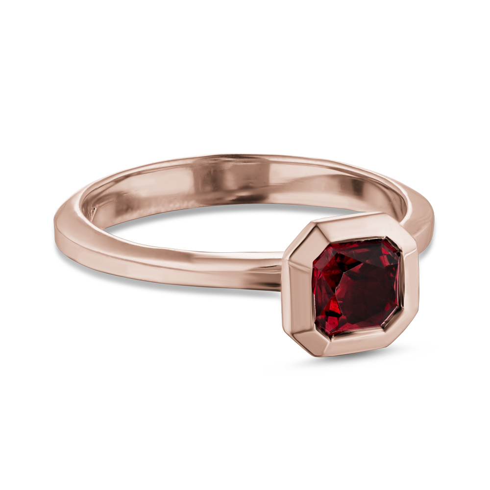Garnet Ring (side).png