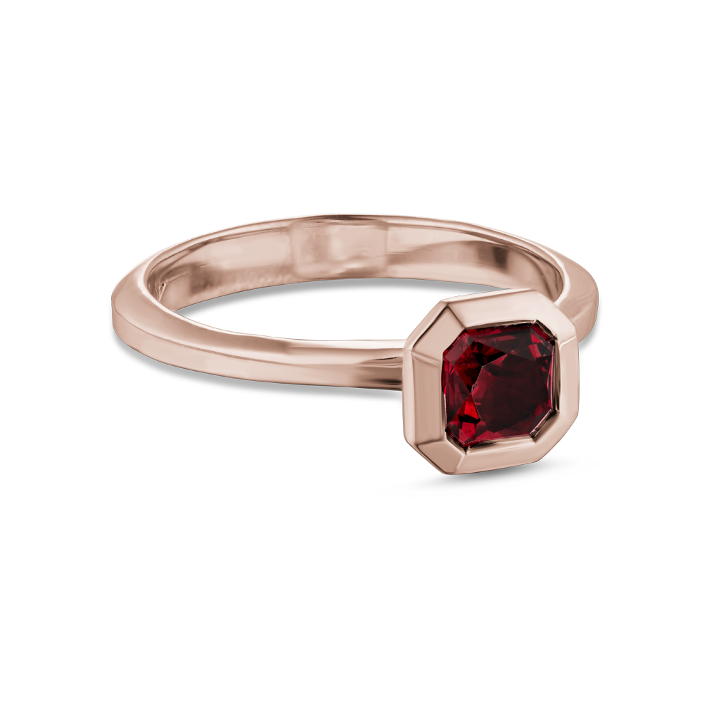 Garnet Ring (side).png