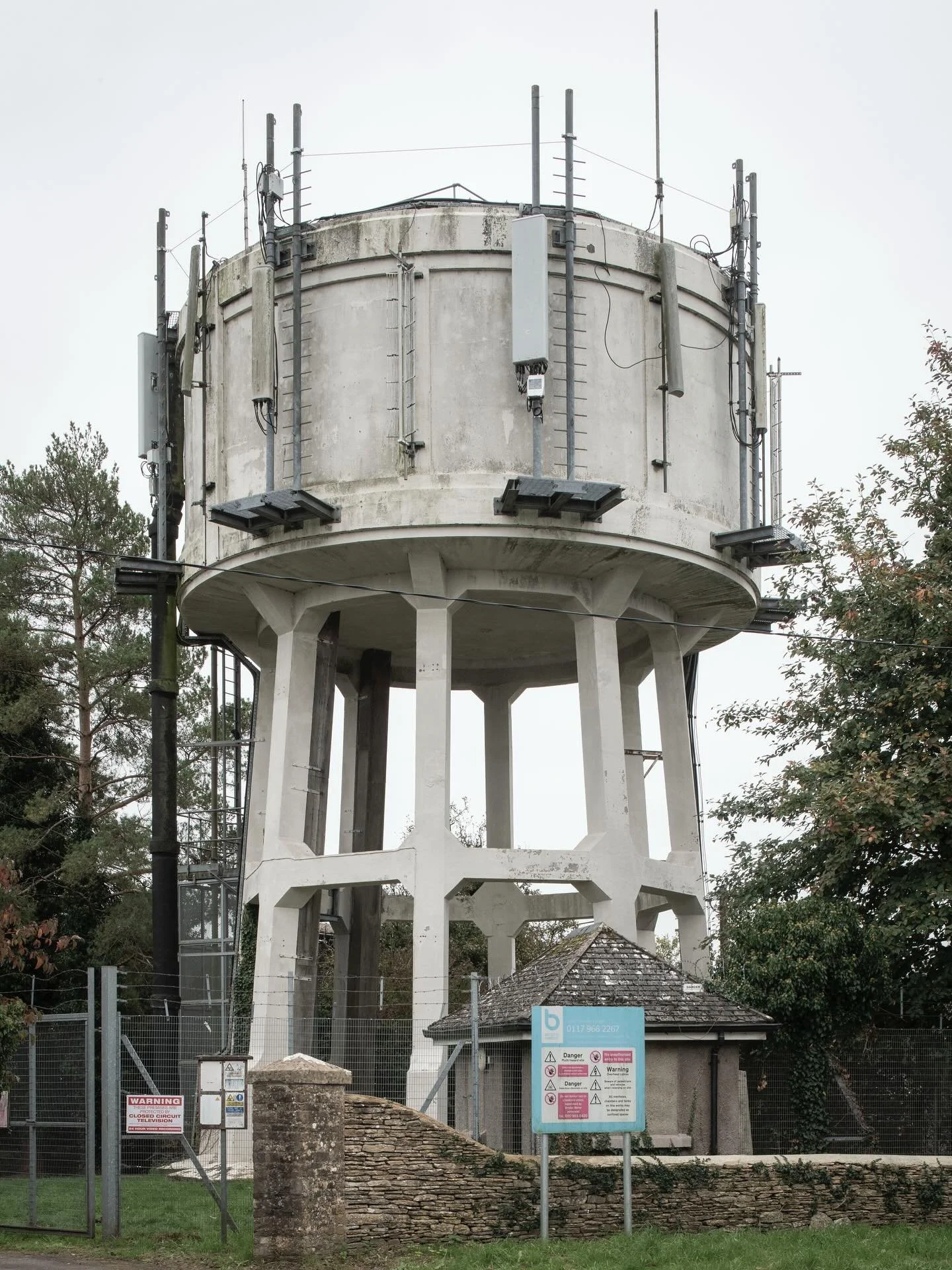 #002 Water/Cell tower
An ugly beast, but not ugly enough to be beautiful.  Its a shame just a little more articulation detailing would have worked.

Tetbury, Gloucestershire.
#objectsinthelandscape #celltower #watertower