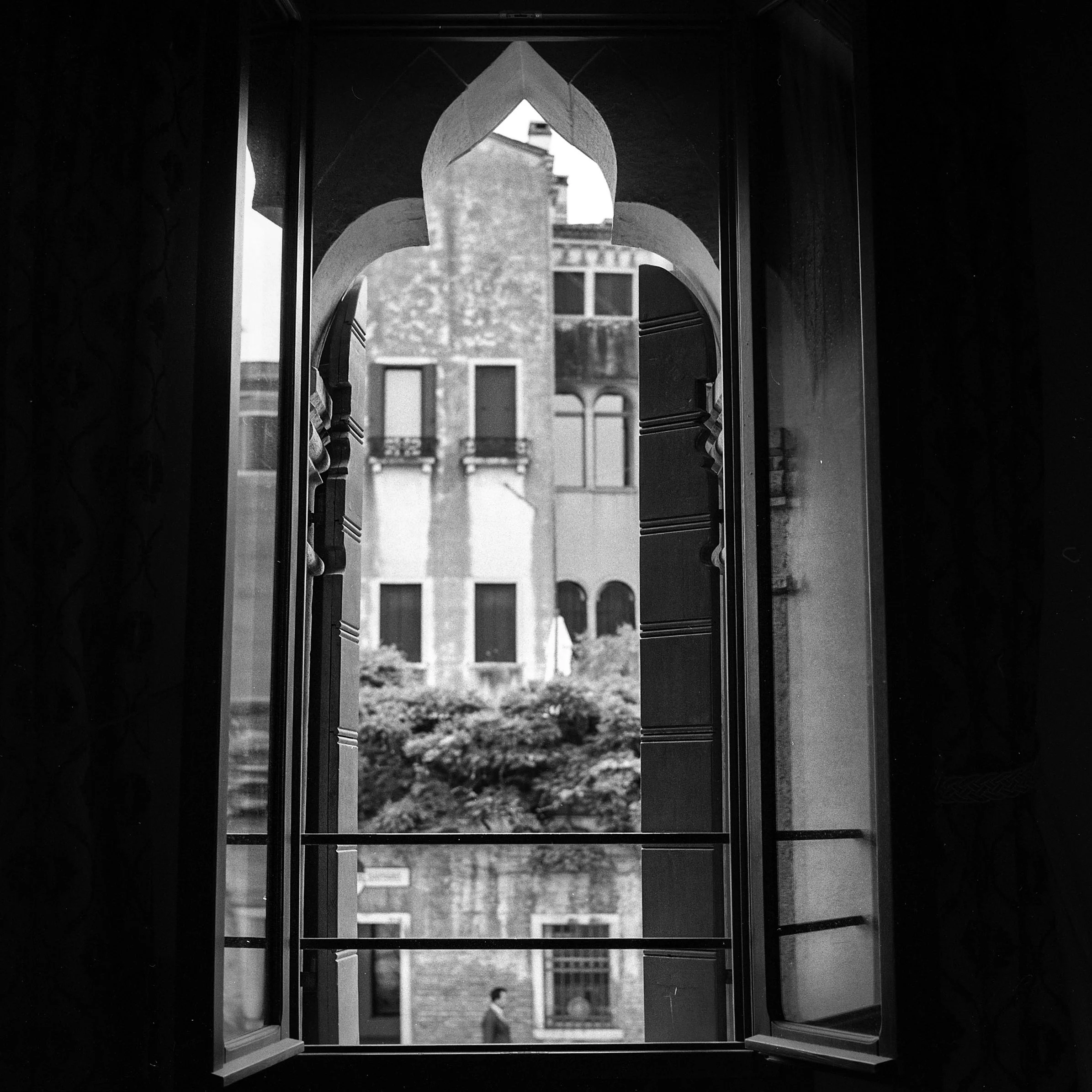 FLORENCE6.jpg