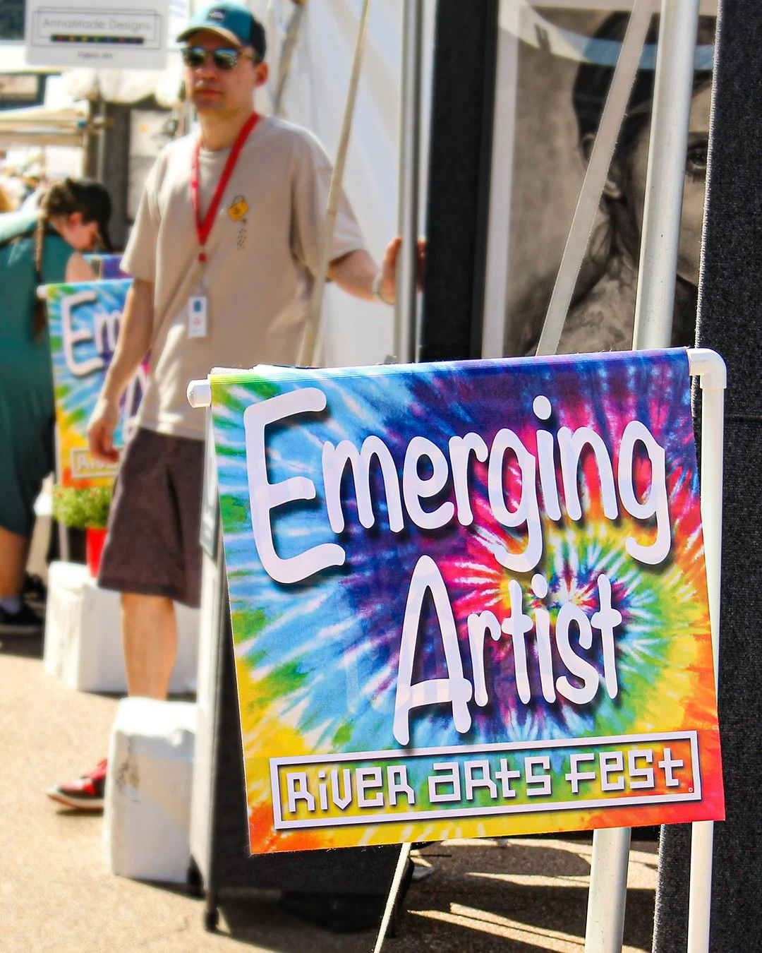 Are you a Mid-South artist who's just getting started? Have your first festival experience at one of the top-rated fine arts festivals in the nation. 

Our Emerging Artist Program is designed for local, early-career artists who are new to selling the