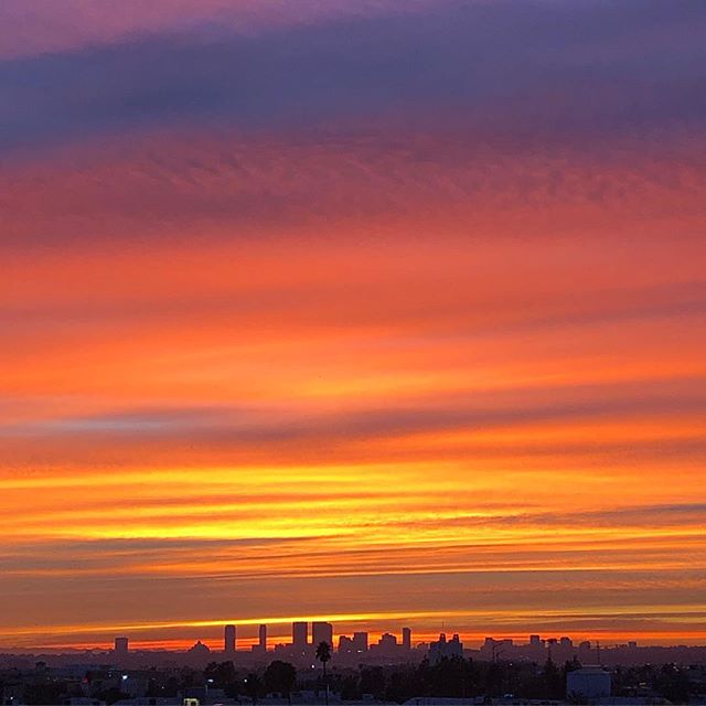 LA your sunsets are out of control!! 😍 #WOW #sunset #nofilter #LosAngeles #CityofAngels