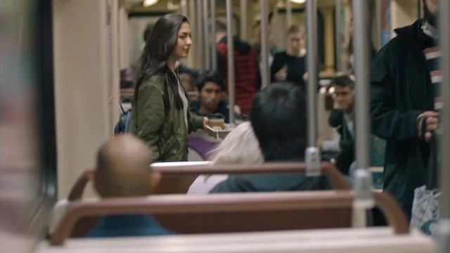 MICROSOFT GROOVE "MUSIC MOVES"