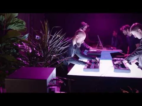 ANALOG STRINGS by Output 