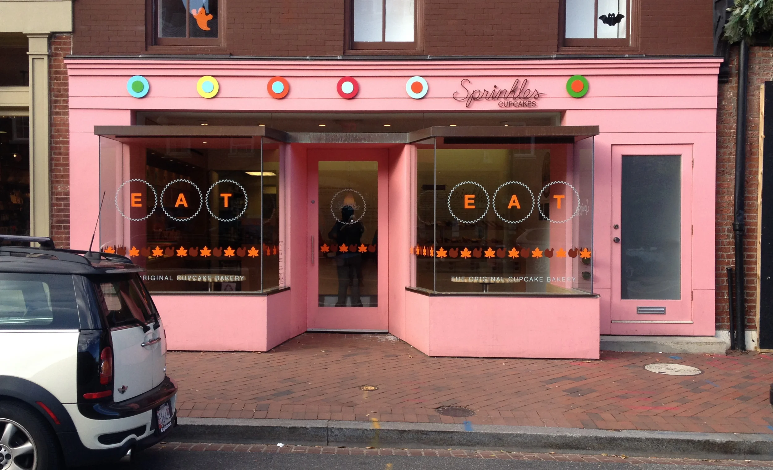 Seasonal vinyl application for Sprinkles