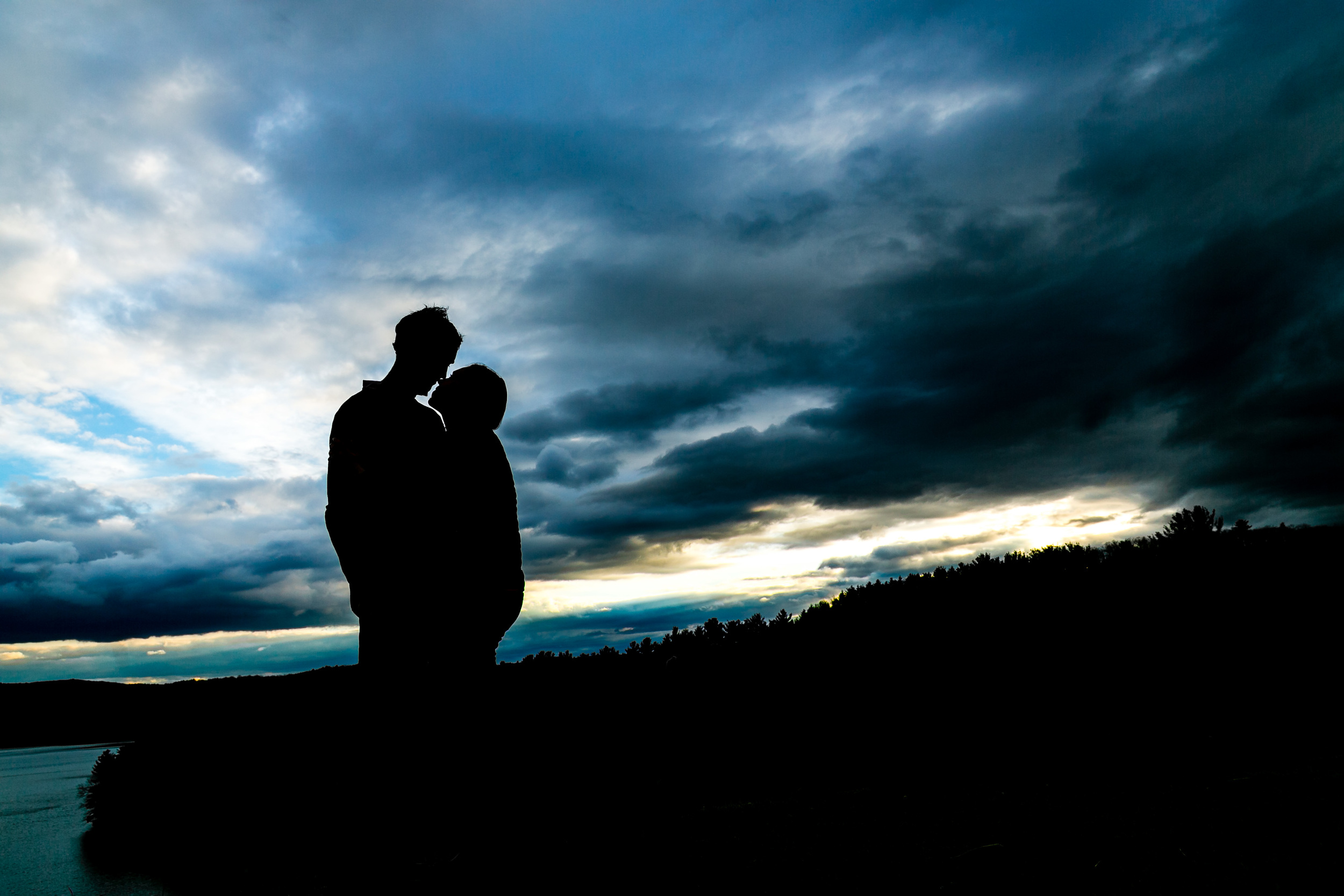 Romantic-Engagement-Poto-Session-Photography-by-Jacek-Dolata-CT-MA-RI-NJ-NYC-NY-VT-NH-PA-4.jpg