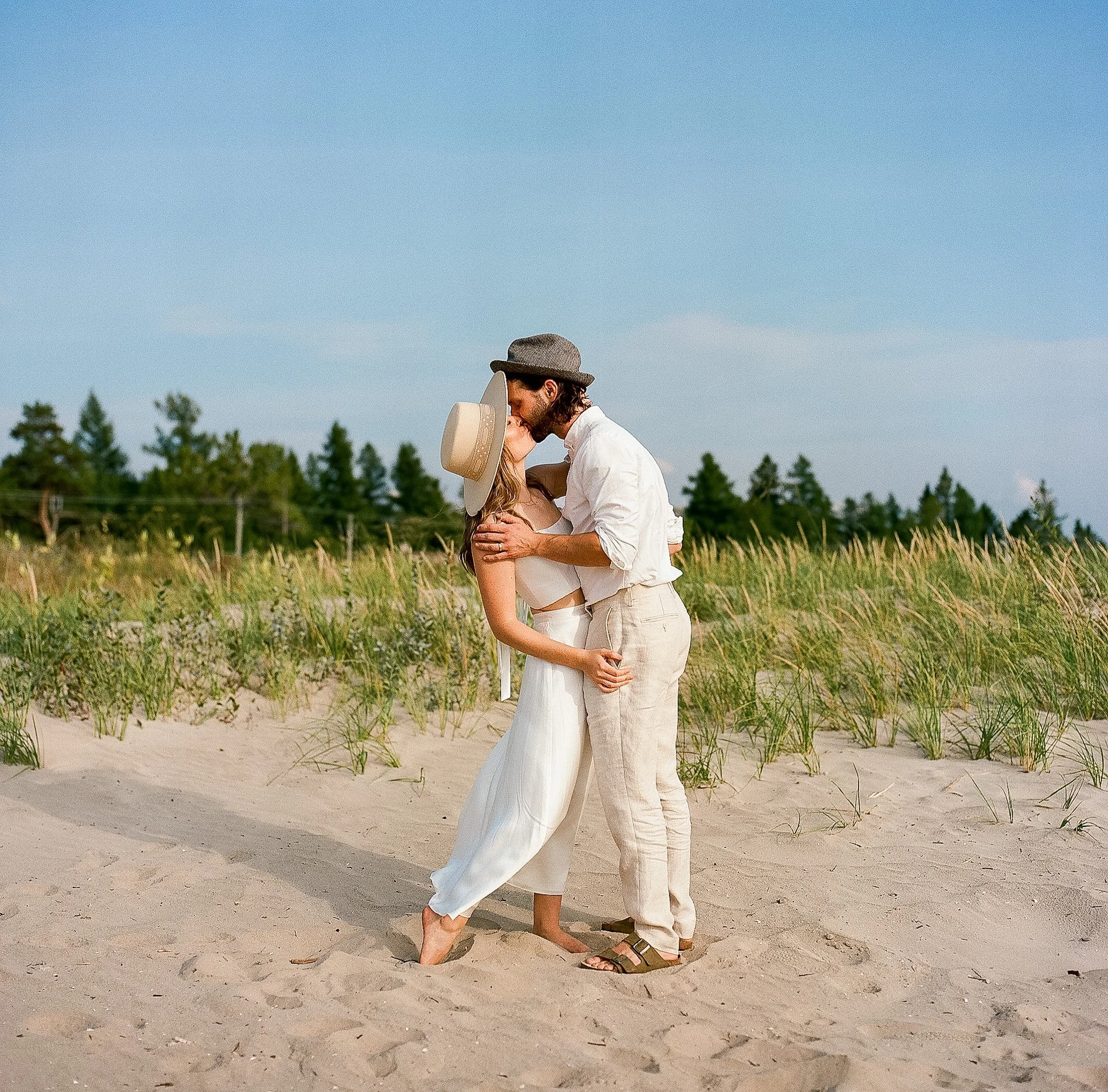 Alex + Mike_Film-7.jpg