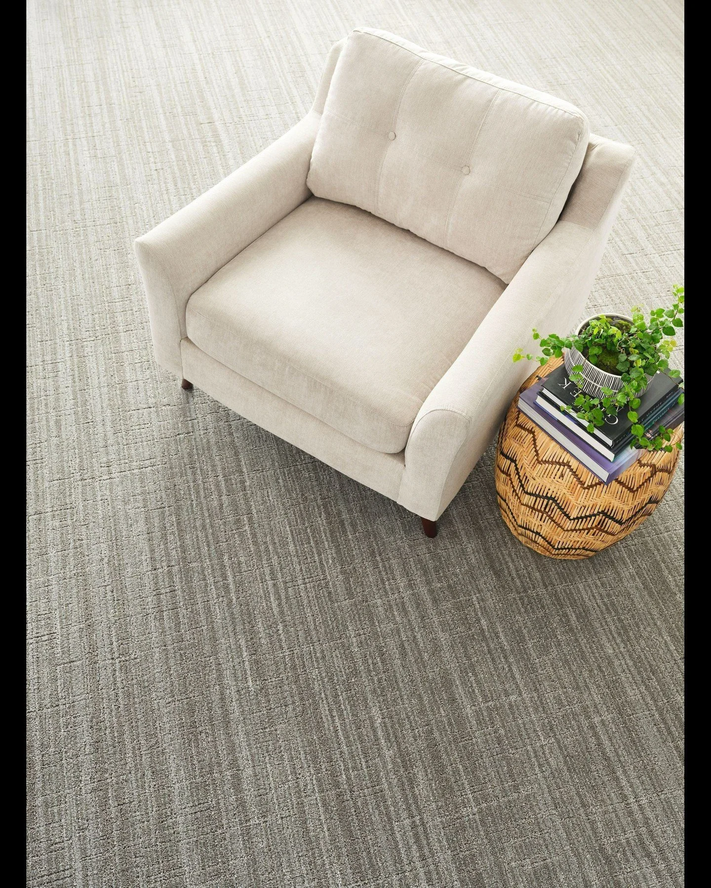 Settle into comfort and style. 🛋️ DW Select Lineage carpet creates a soft, inviting foundation, creating the perfect spot to relax, read, or simply unwind. ✨
Lineage 4503 Weavers Row

#LuxuryCarpet #CozyHome #HomeComfort #InteriorDesign #LivingRoomG