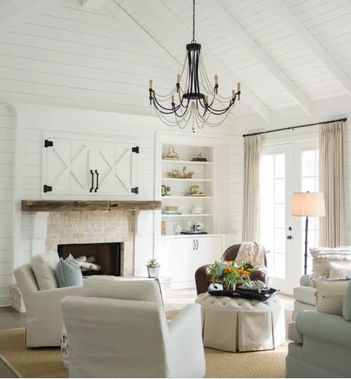 One of the questions we are most often asked is . . .
Will my linen drapes wrinkle like my linen dress?
Answer - Yes, but we have a solution!
When you want linen drapes or shades without the wrinkles, always select a linen-blend fabric. You're welcom