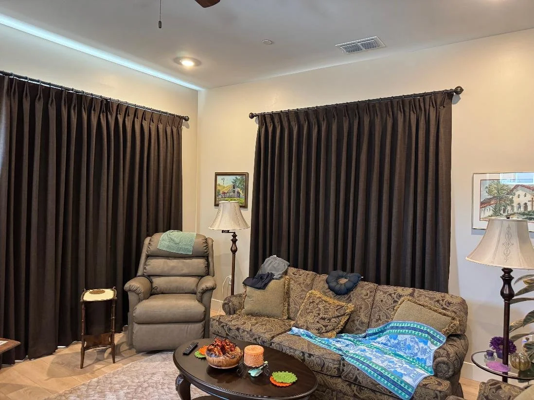 When your customer has a specific look in mind, it may take 15 sample swatches to find that perfect shade of brown. 🤎
Kristen @kristenjoykruse89 met our customer's wish with fully lined Euro-pleated drapery panels in RMCoco's @rm_coco  St. Tropez wo