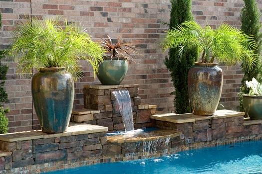 Best-Backyard-Pools_28197_image.jpg